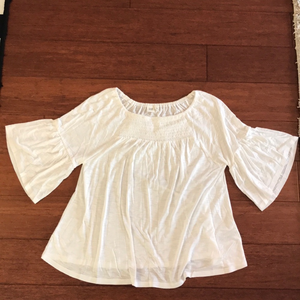 White smock bell sleeve shirt